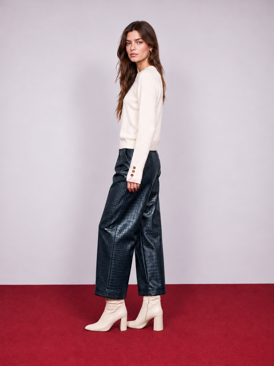 Bundfaltenhose aus Lederimitat