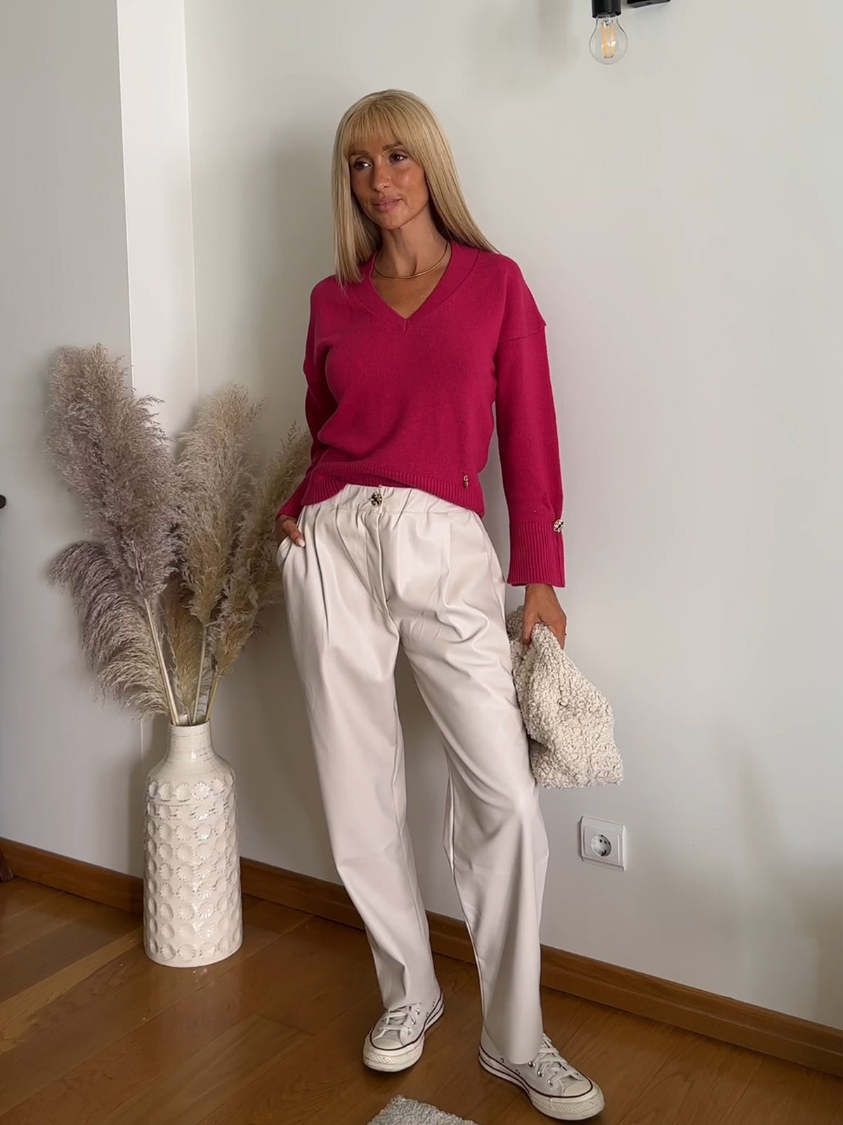 Camisola Decote Bico Botão Manga | GUIMANOS