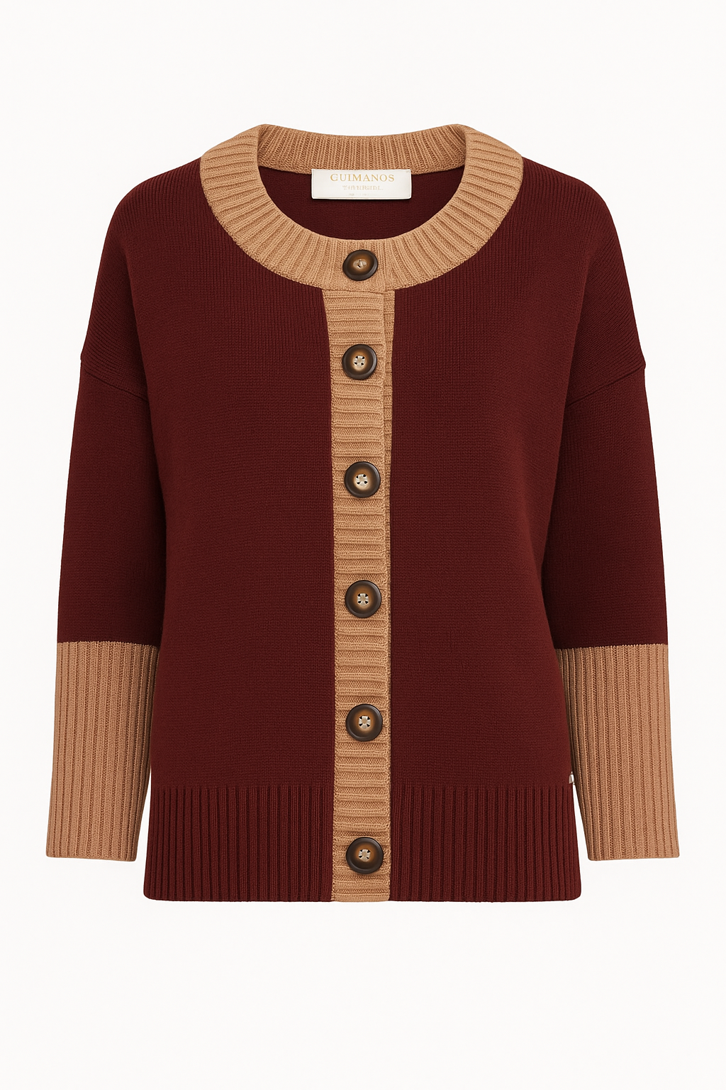 Two-tone coat with buttons.