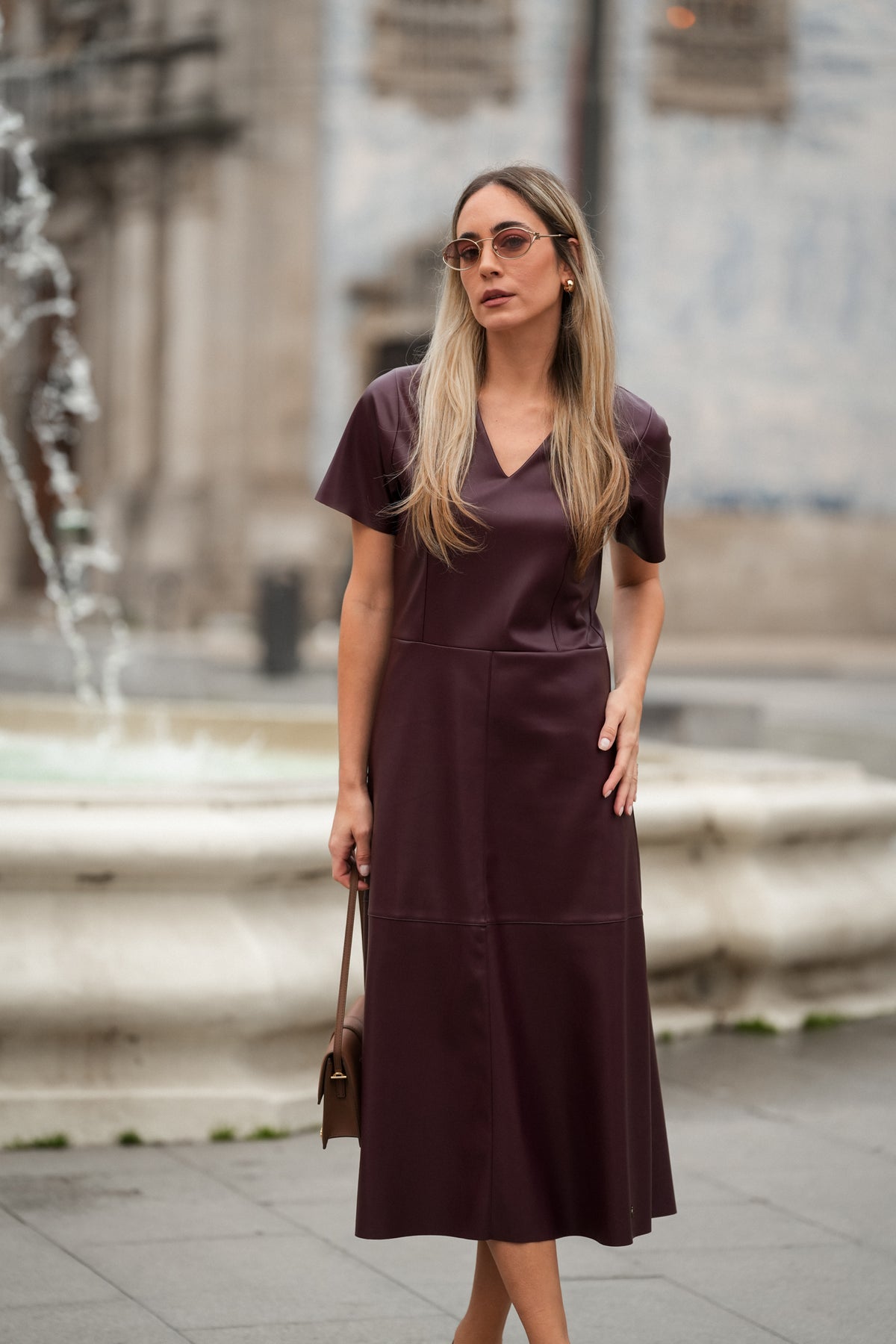 Vestido Midi em Efeito Pele