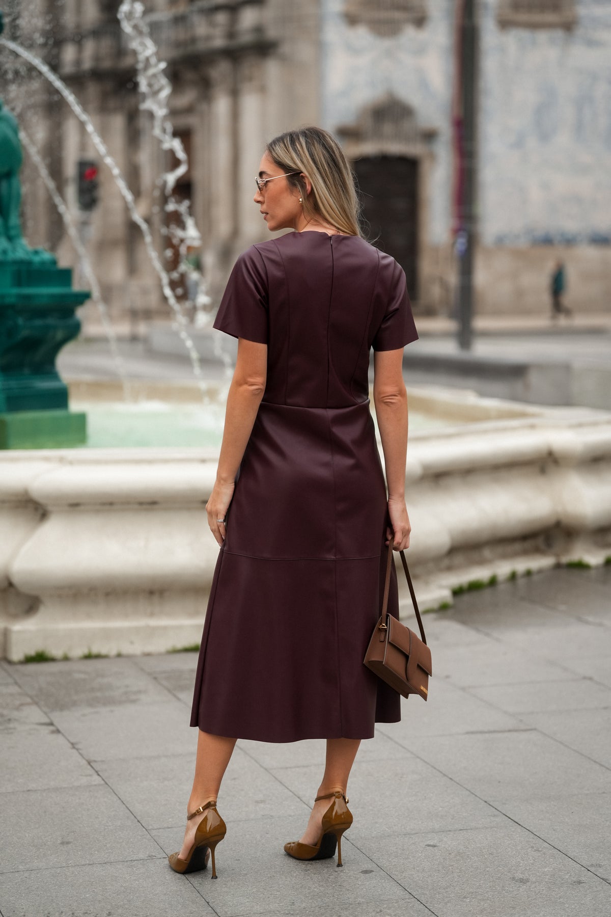 Vestido Midi em Efeito Pele