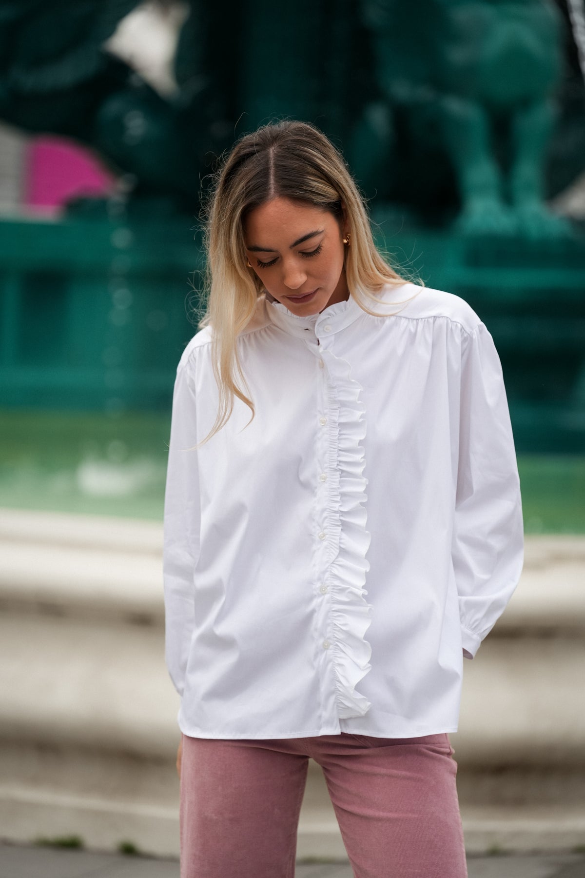 Camisa Branca com Folho