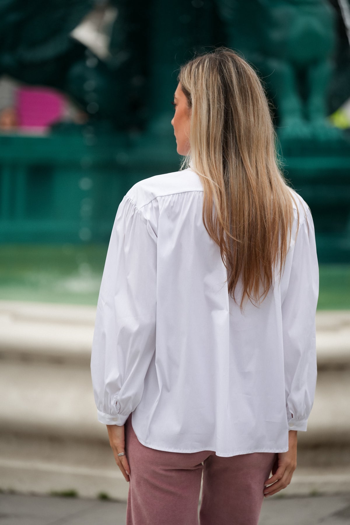 Camisa Branca com Folho