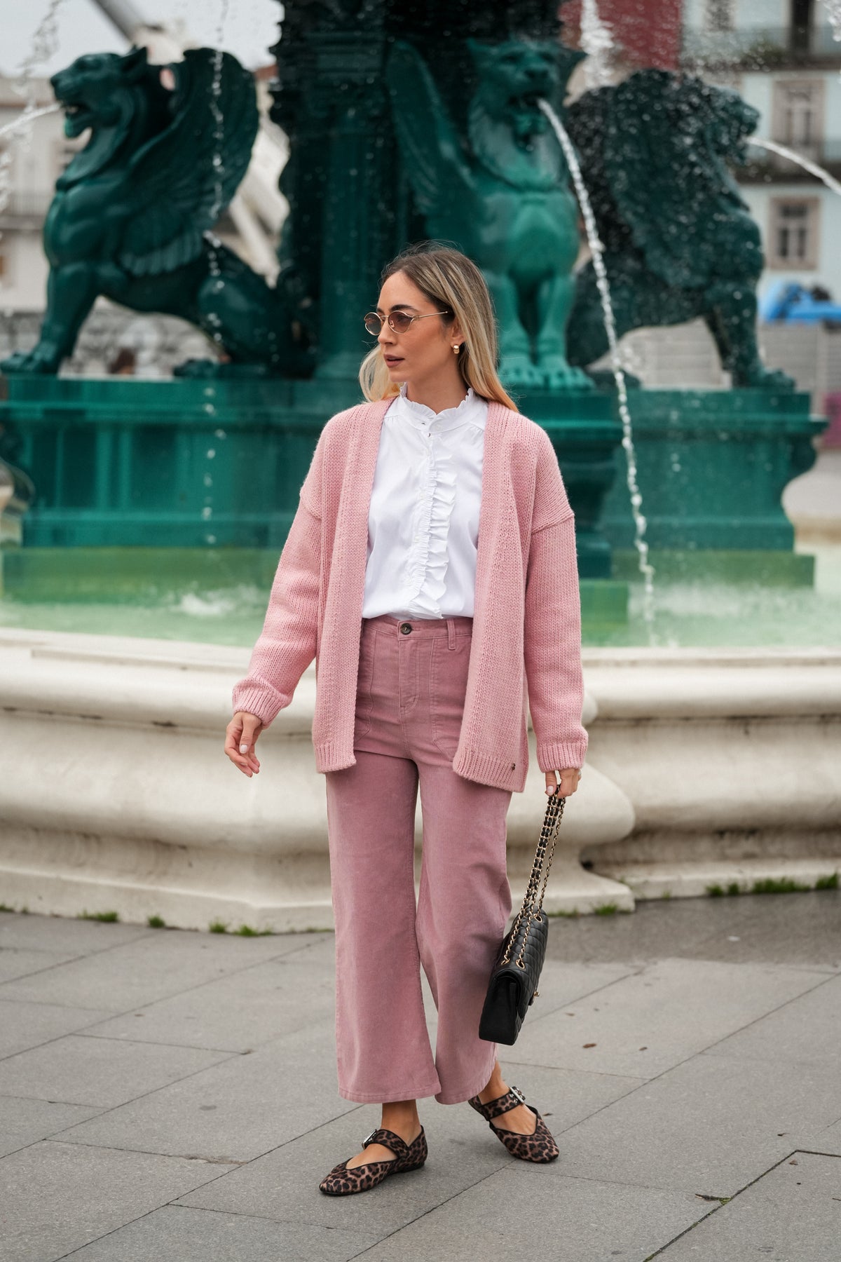 Camisa Branca com Folho