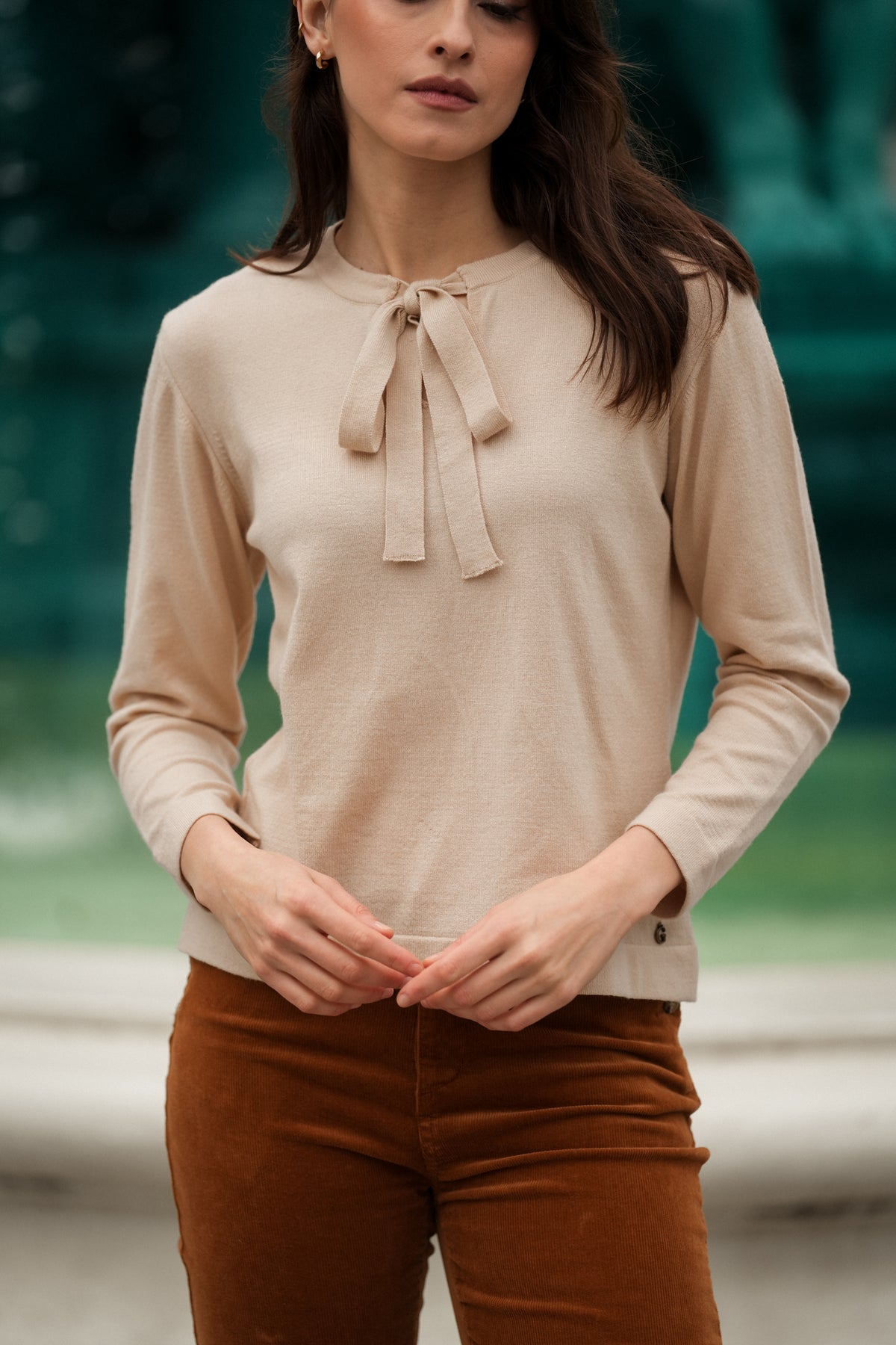 Camisola com Laço na Gola