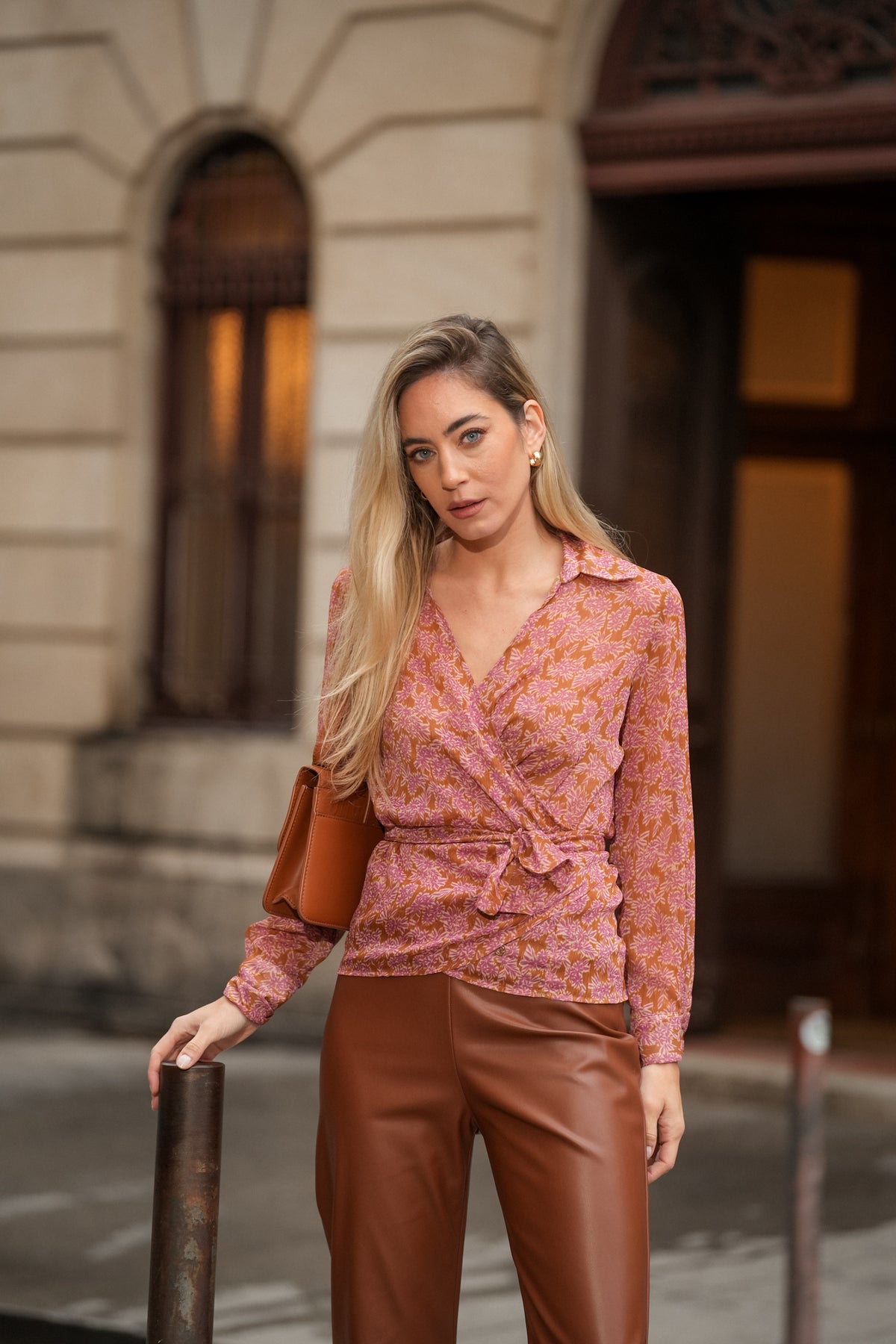 Blusa Estampada Cruzada