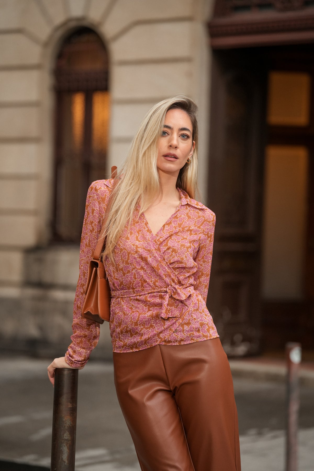 Blusa Estampada Cruzada