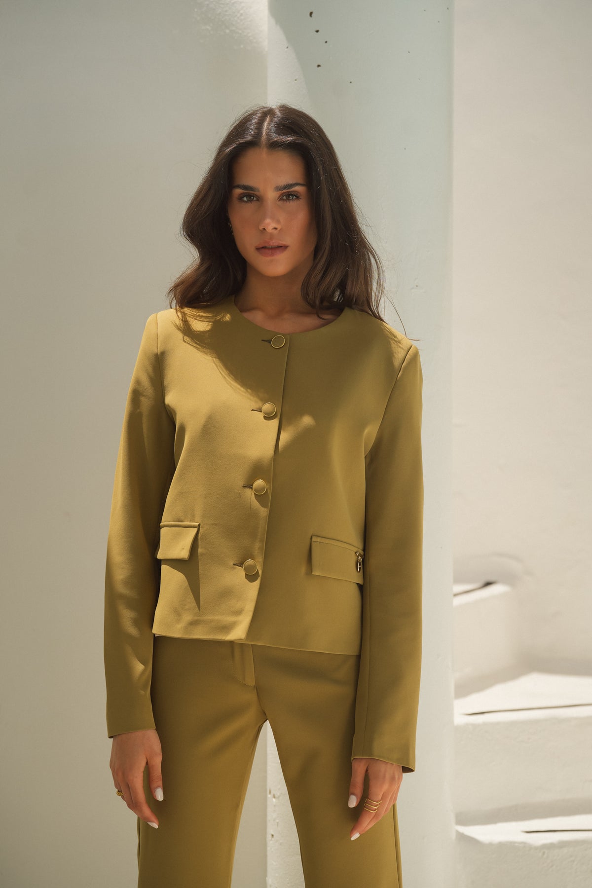 Casaco Estruturado com Botões Frontais