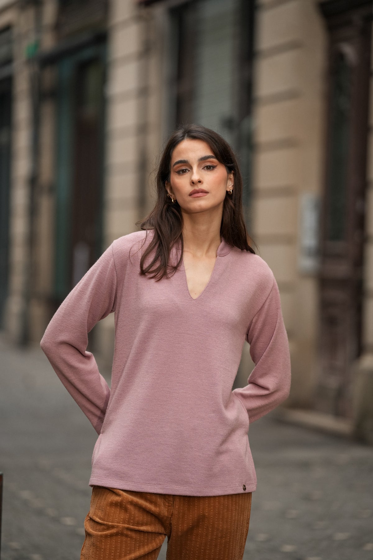 Camisola Rosa Decote V | GUIMANOS