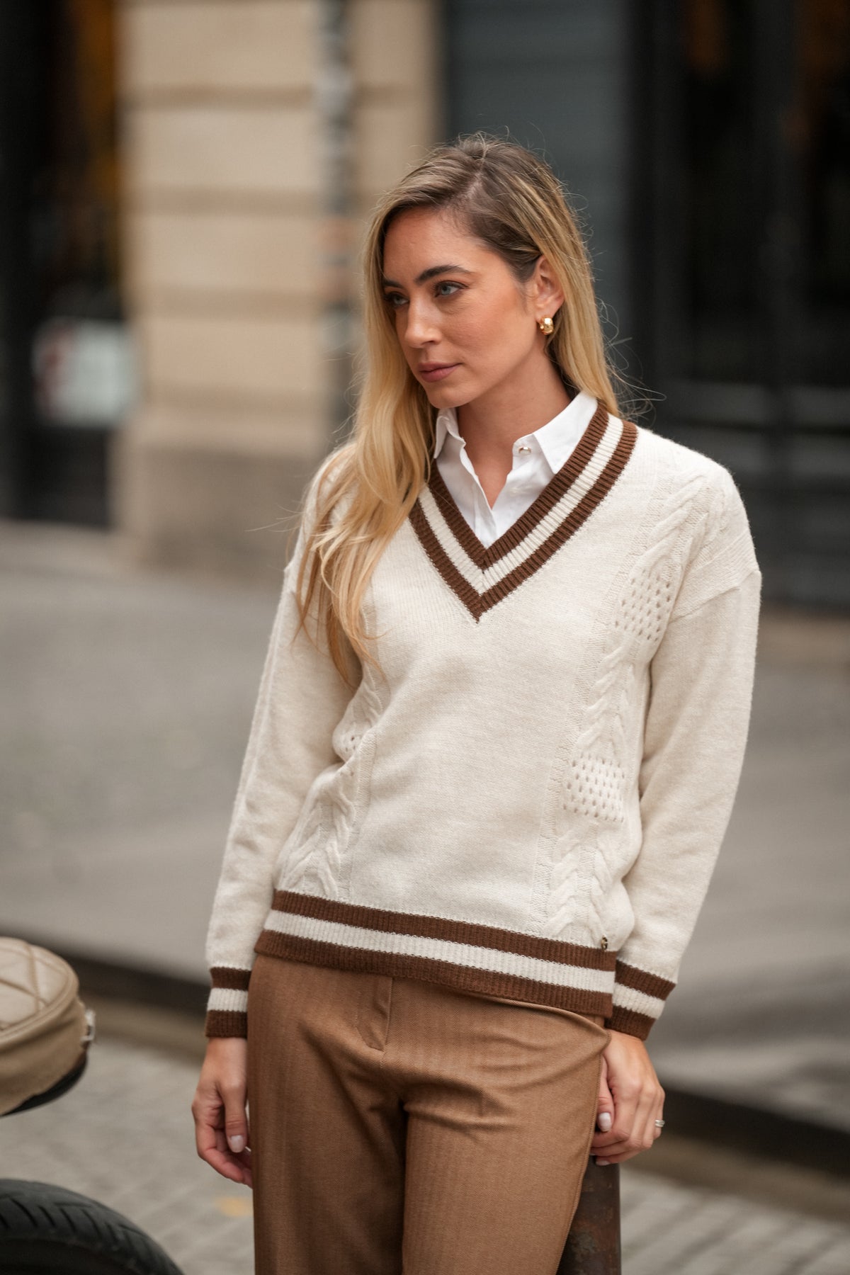 Camisola com Decote em V | GUIMANOS