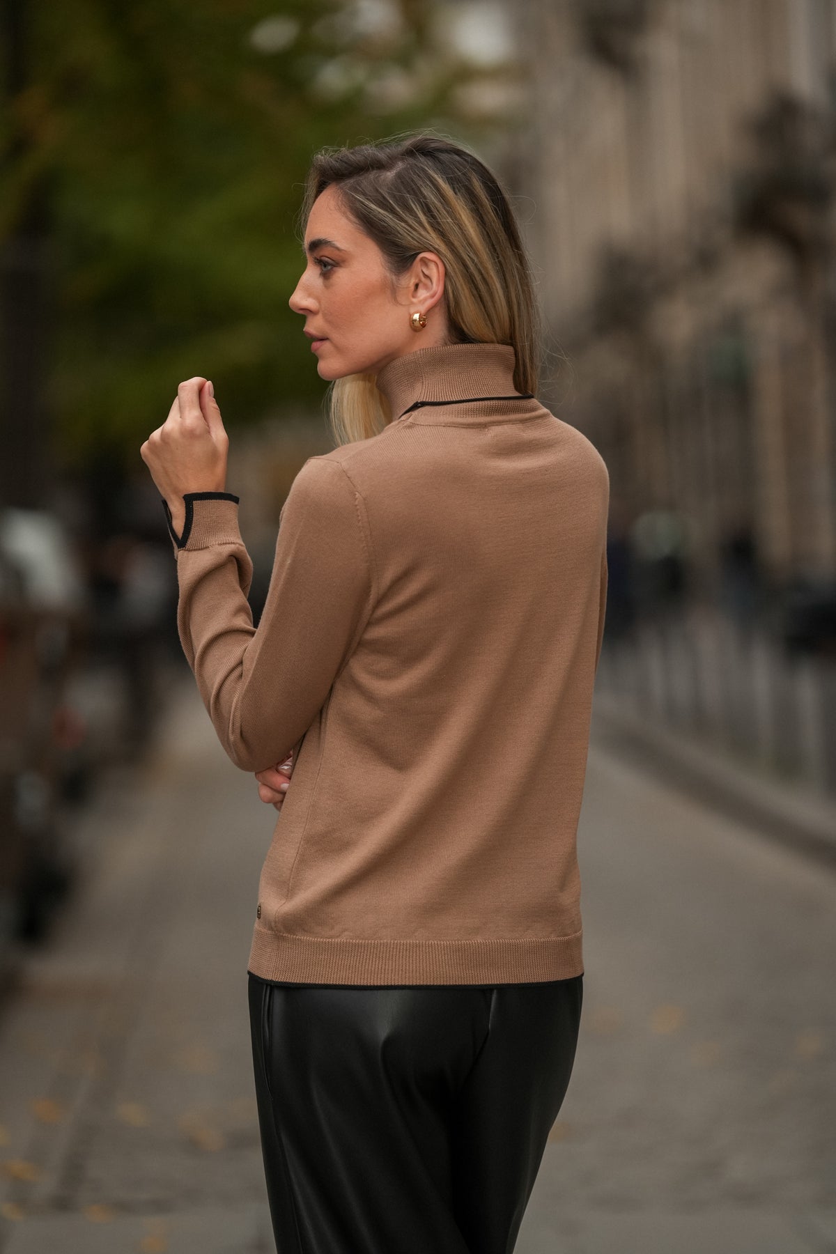 Camisola de Gola Alta