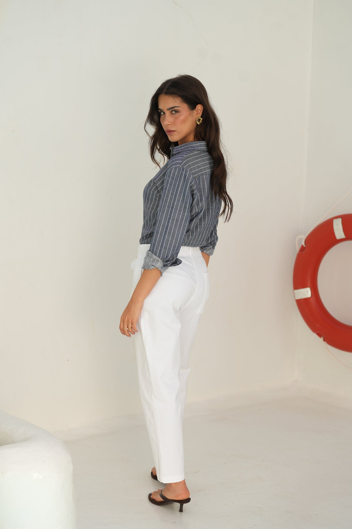 Blusa às Riscas de Corte Clássico | GUIMANOS – vista 3