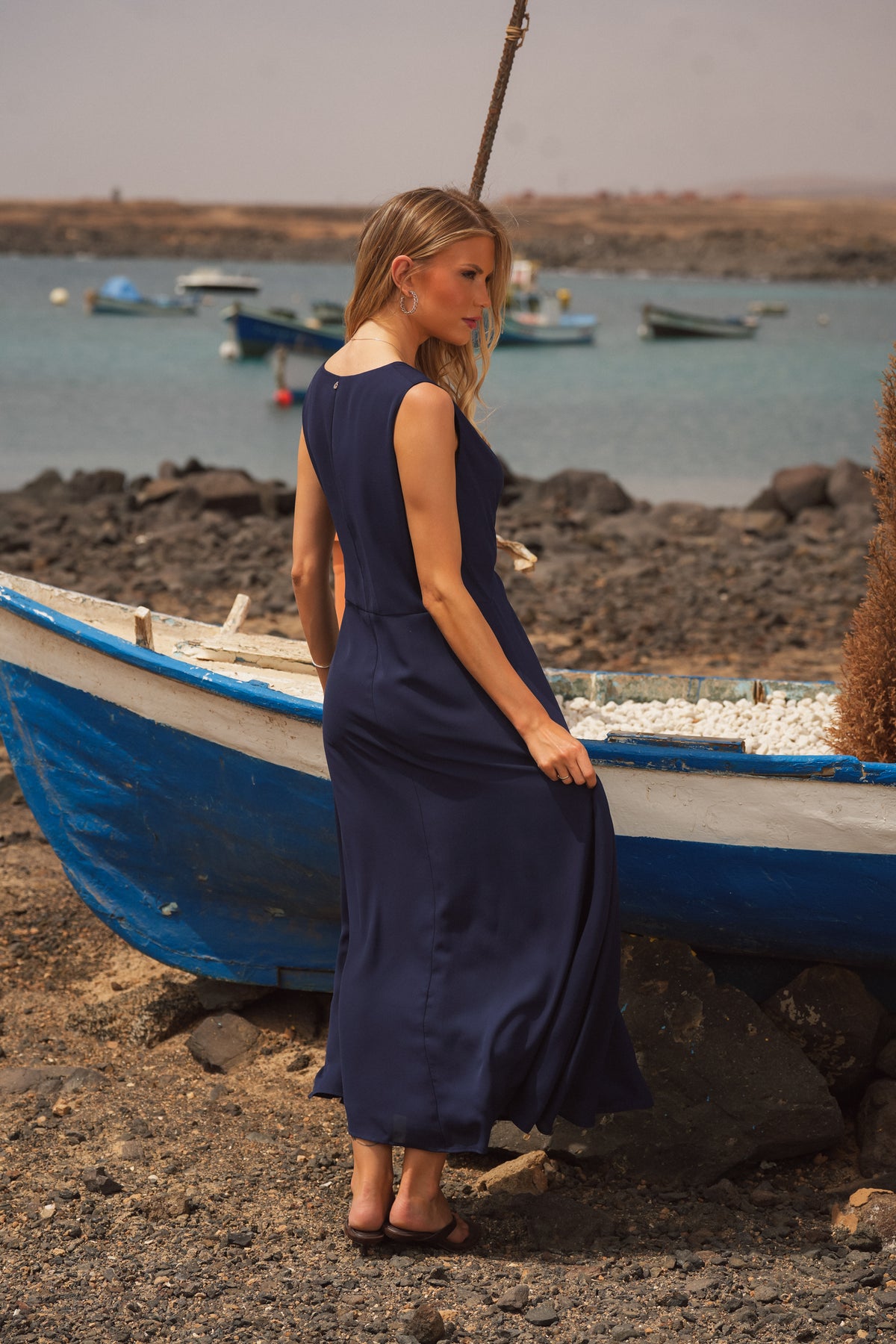 vestido midi dress VESTIDO MIDI BRANCO EFEITO BALO