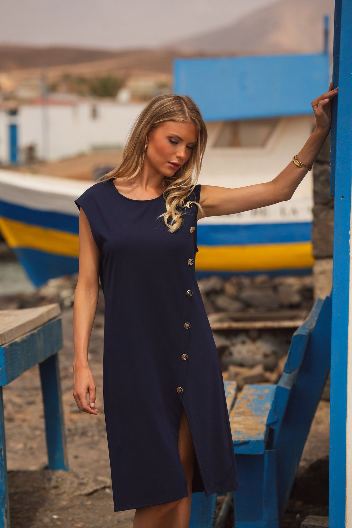 Vestido com Botões Laterais | GUIMANOS