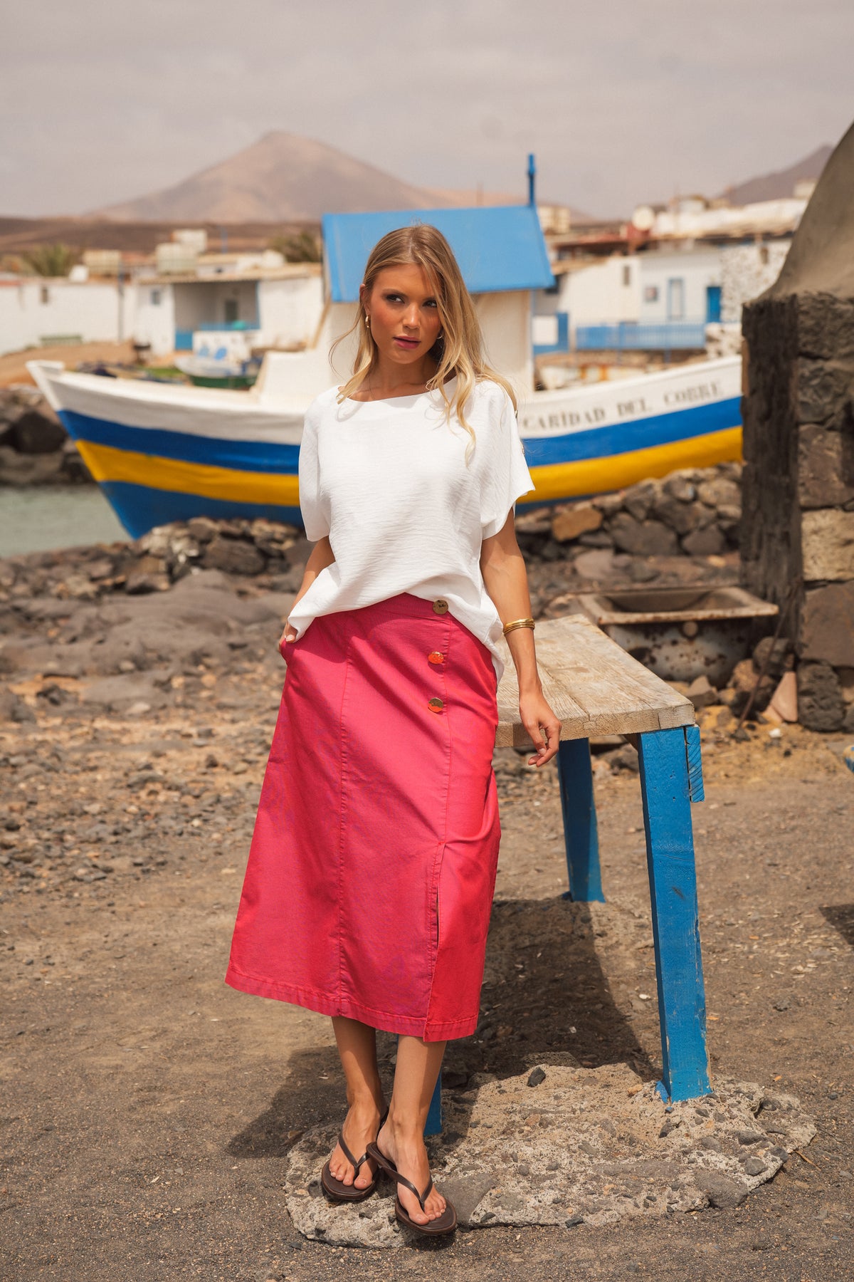 Saia Midi com Botões Decorativos