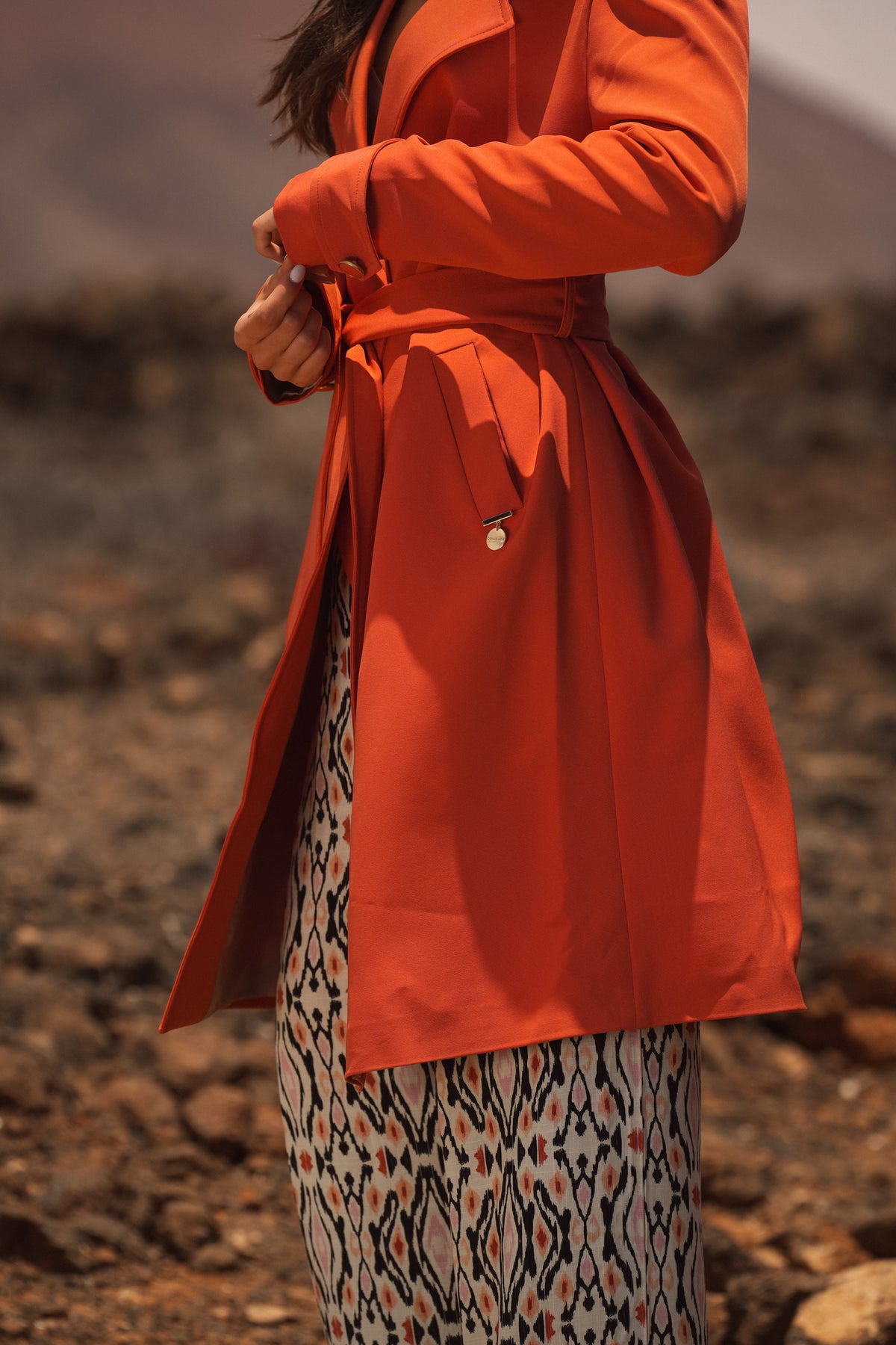Trench Coat Fluido com Cinto | GUIMANOS – vista 4