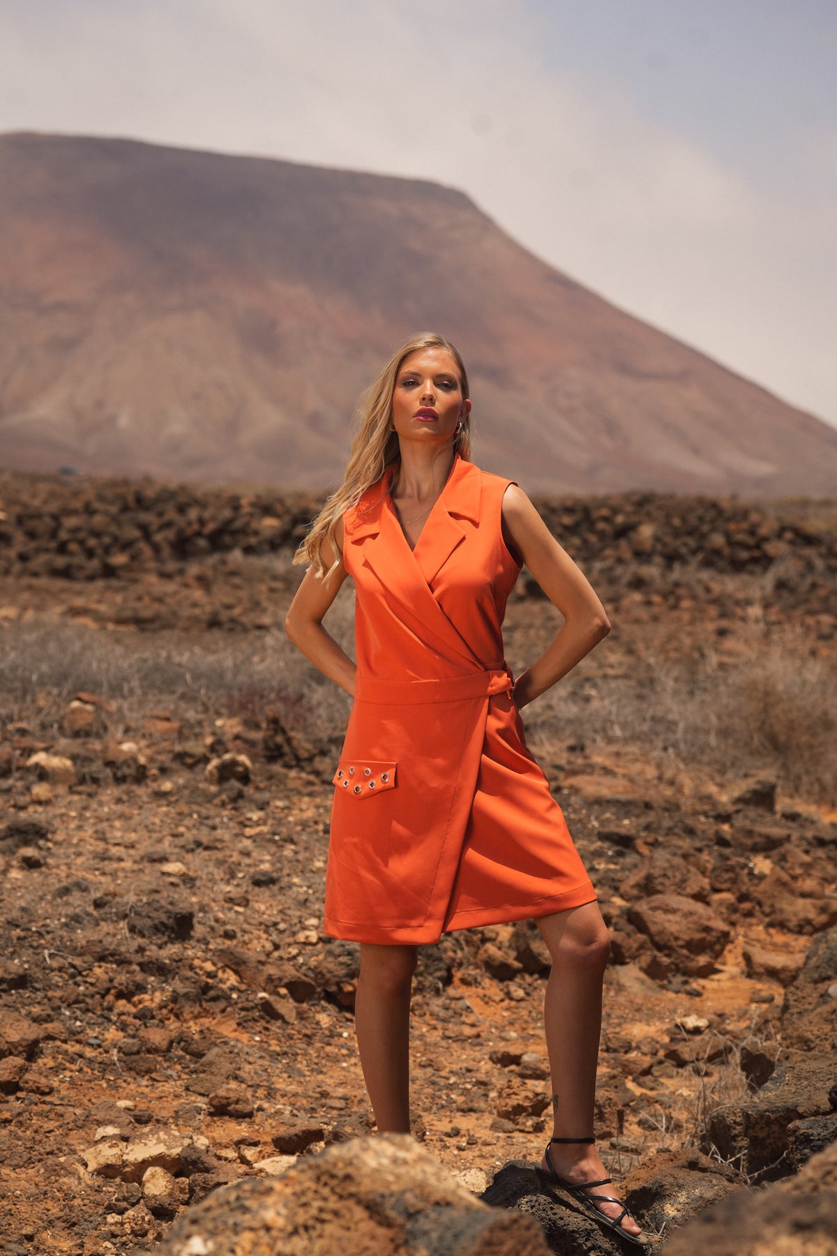 Vestido Estruturado com Cinto | GUIMANOS