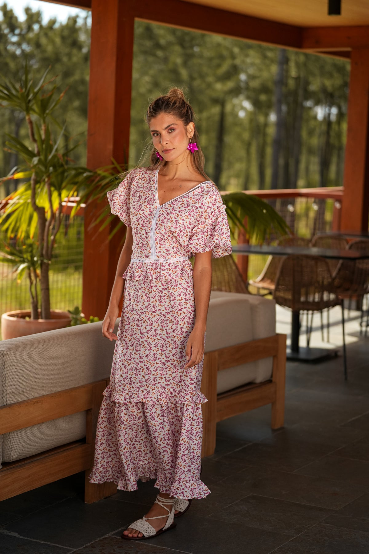 Blusa Decote Bico Flores | GUIMANOS