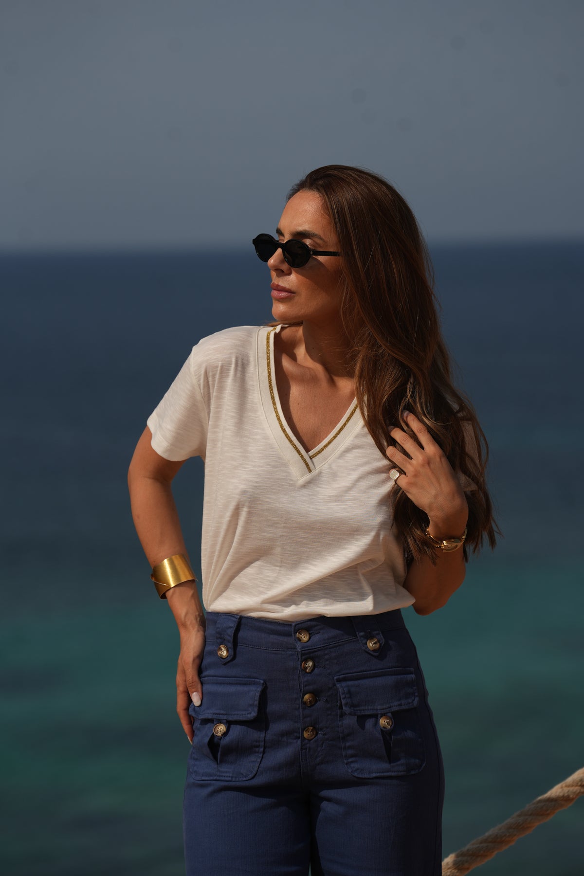 T-shirt Linho Decote em V | GUIMANOS