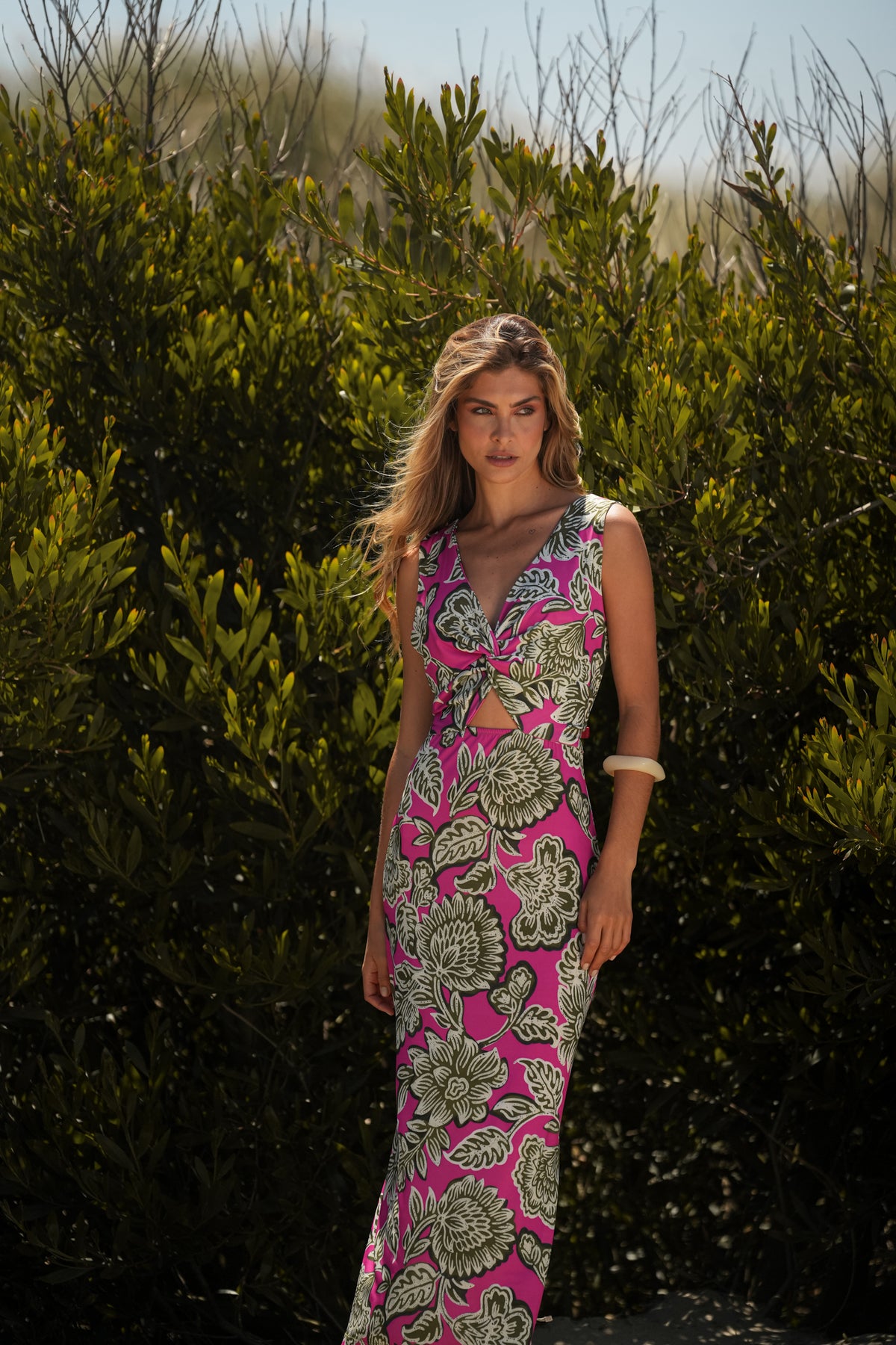 Vestido Decote V Abertura | GUIMANOS – vista 3