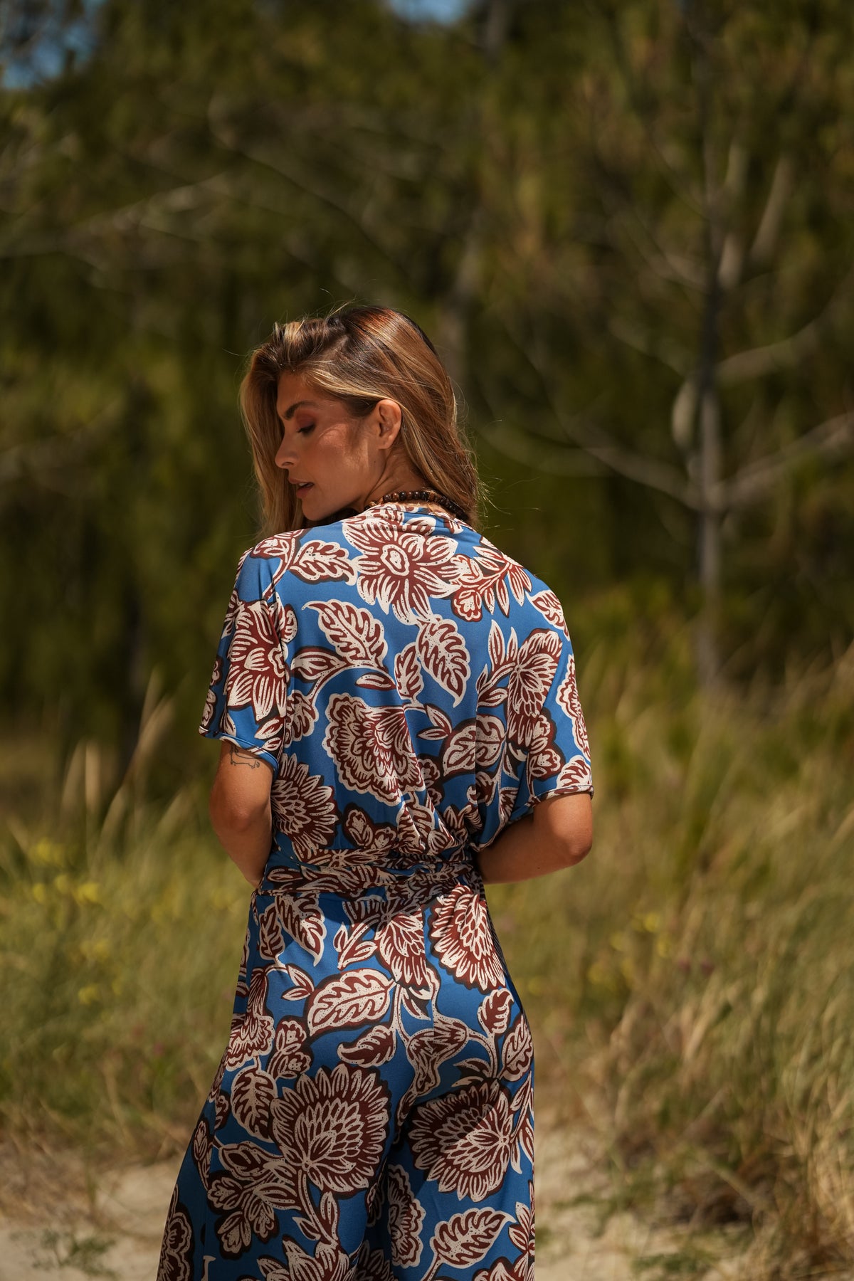 T-shirt Decote V Malha Fria | GUIMANOS – vista 3