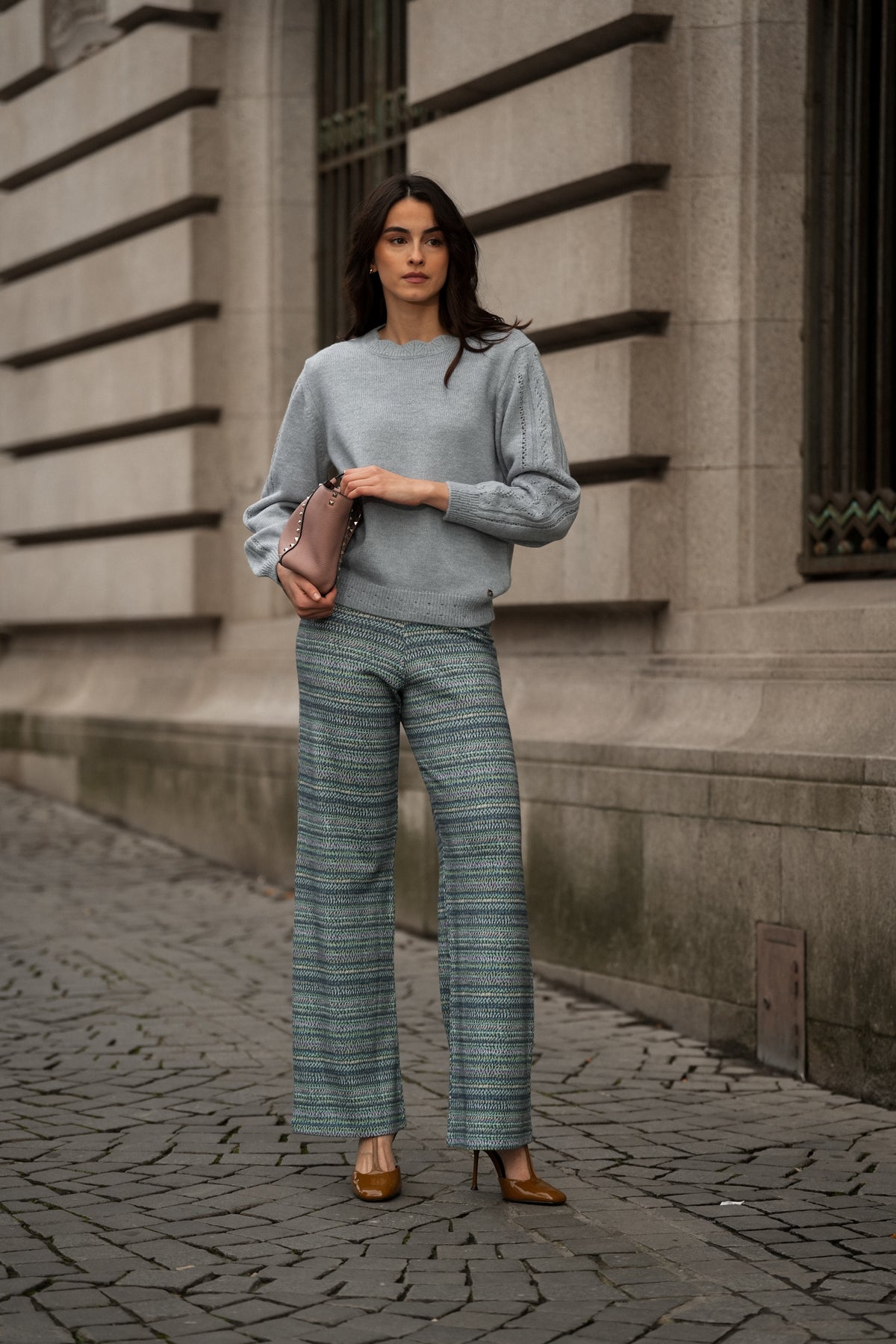 Camisola  Detalhe Vazado nas Mangas