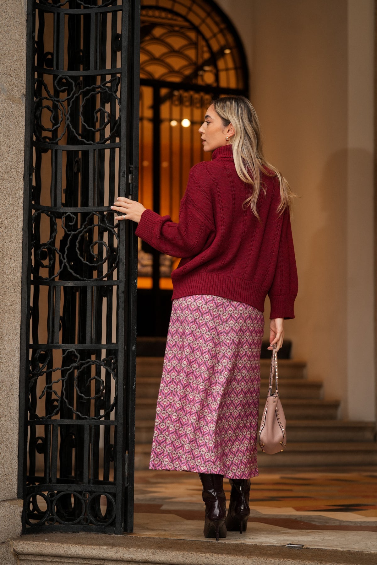 Camisola Gola Alta em Malha