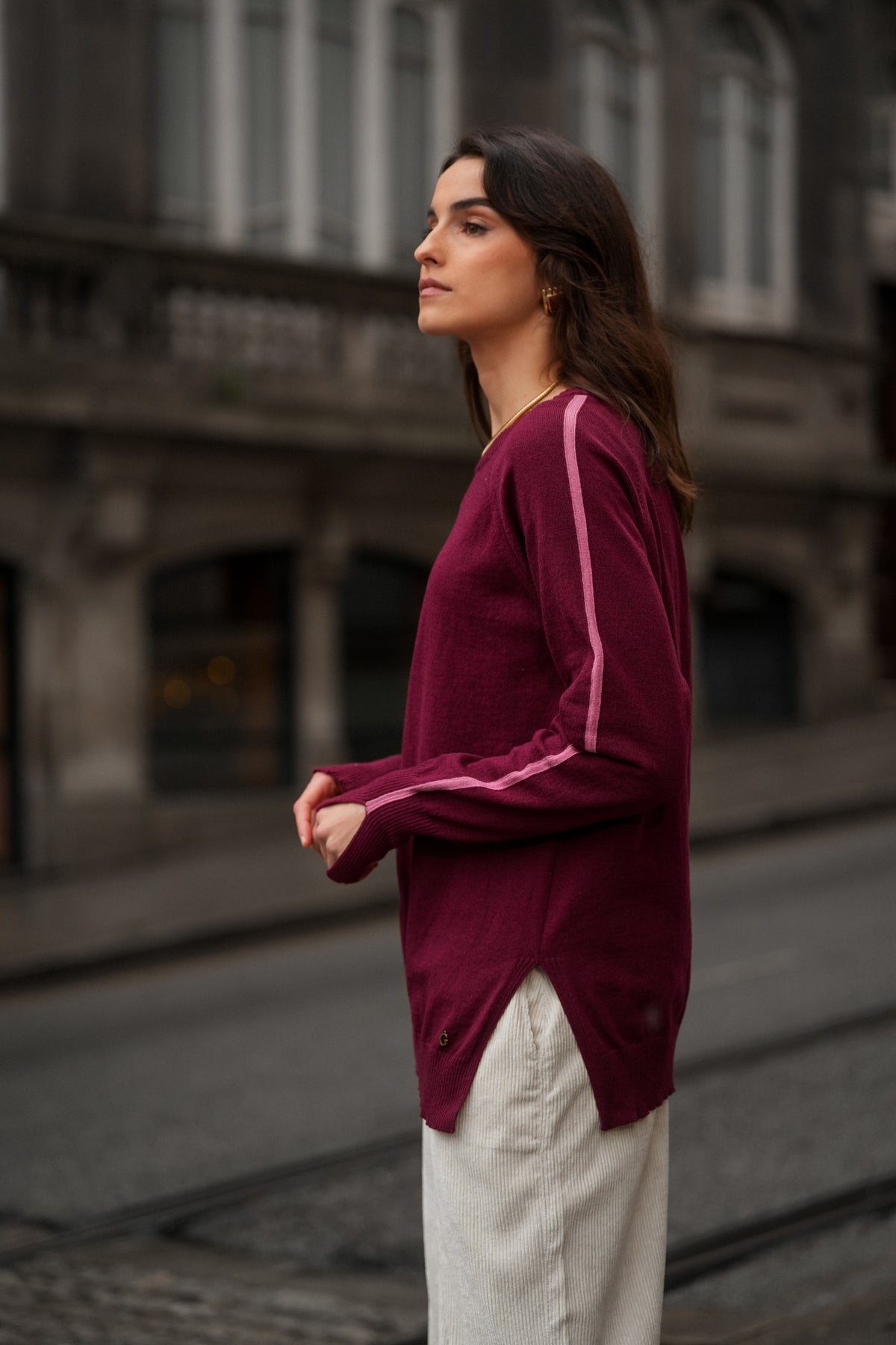 Camisola de Malha com Riscas Laterais