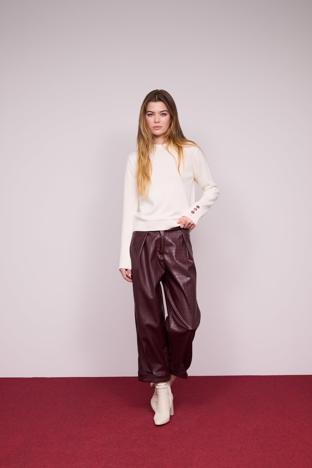 Bundfaltenhose aus Lederimitat