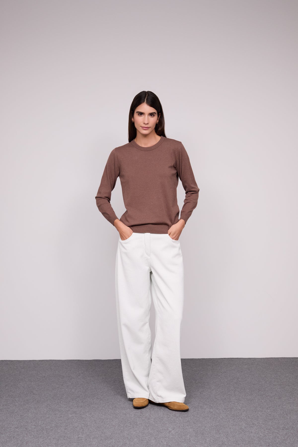 Camisola  Decote Redondo Detalhada — GUIMANOS