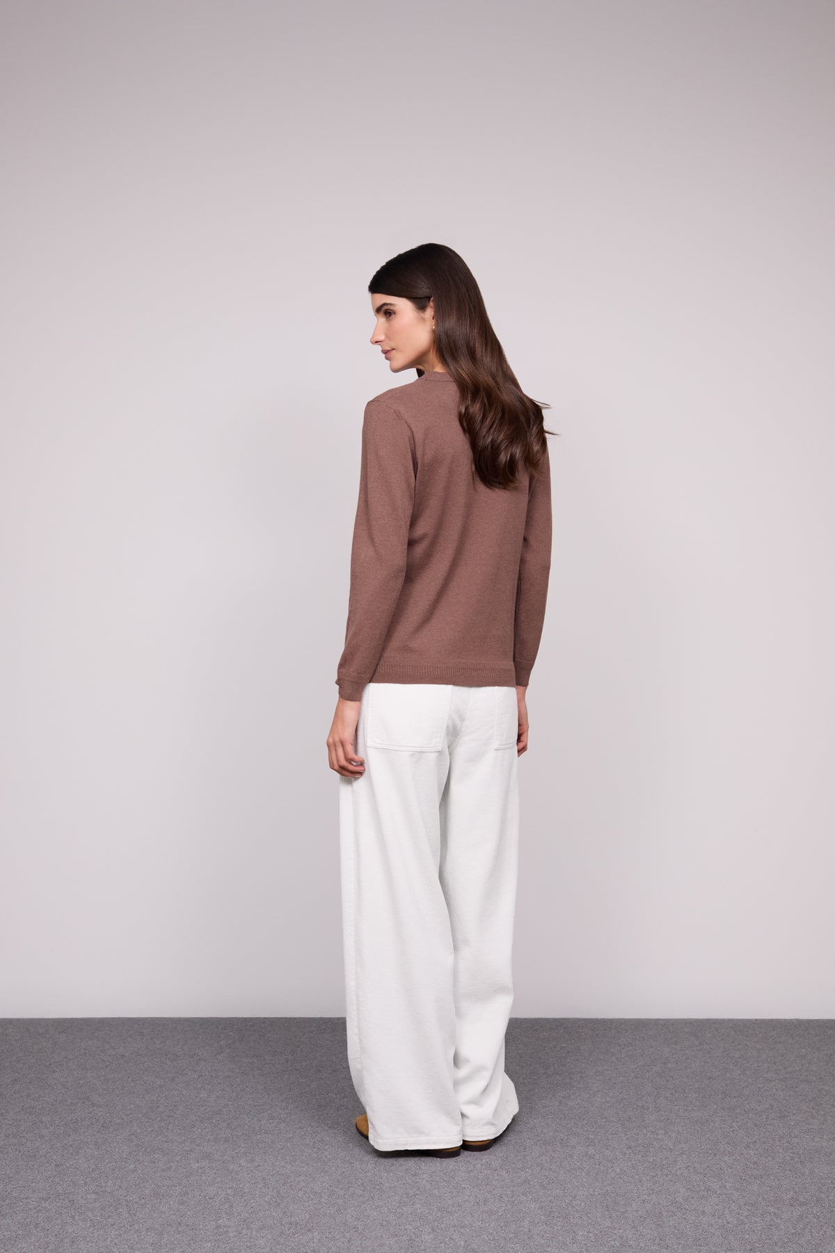 Camisola  Decote Redondo Detalhada — GUIMANOS