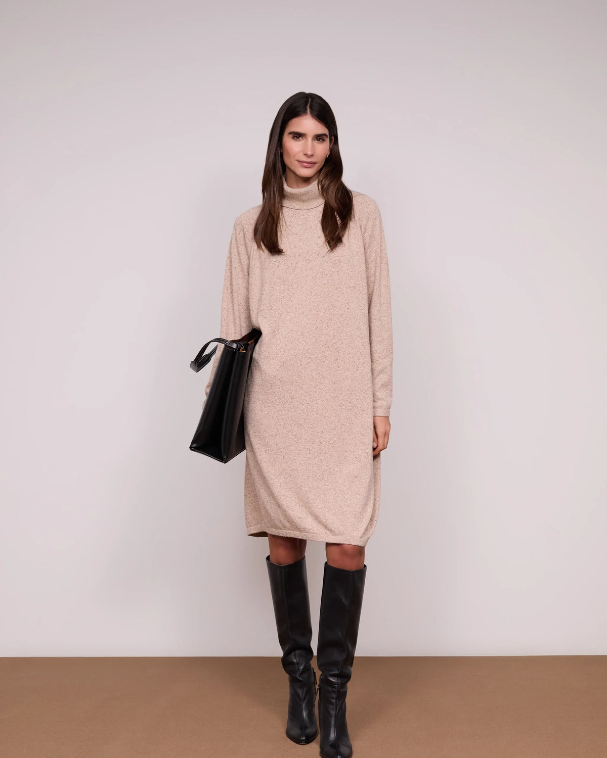 Vestido Malha Gola Alta