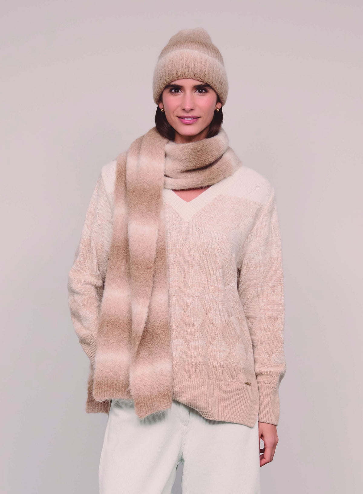 Scarf 262.0248.328 — look