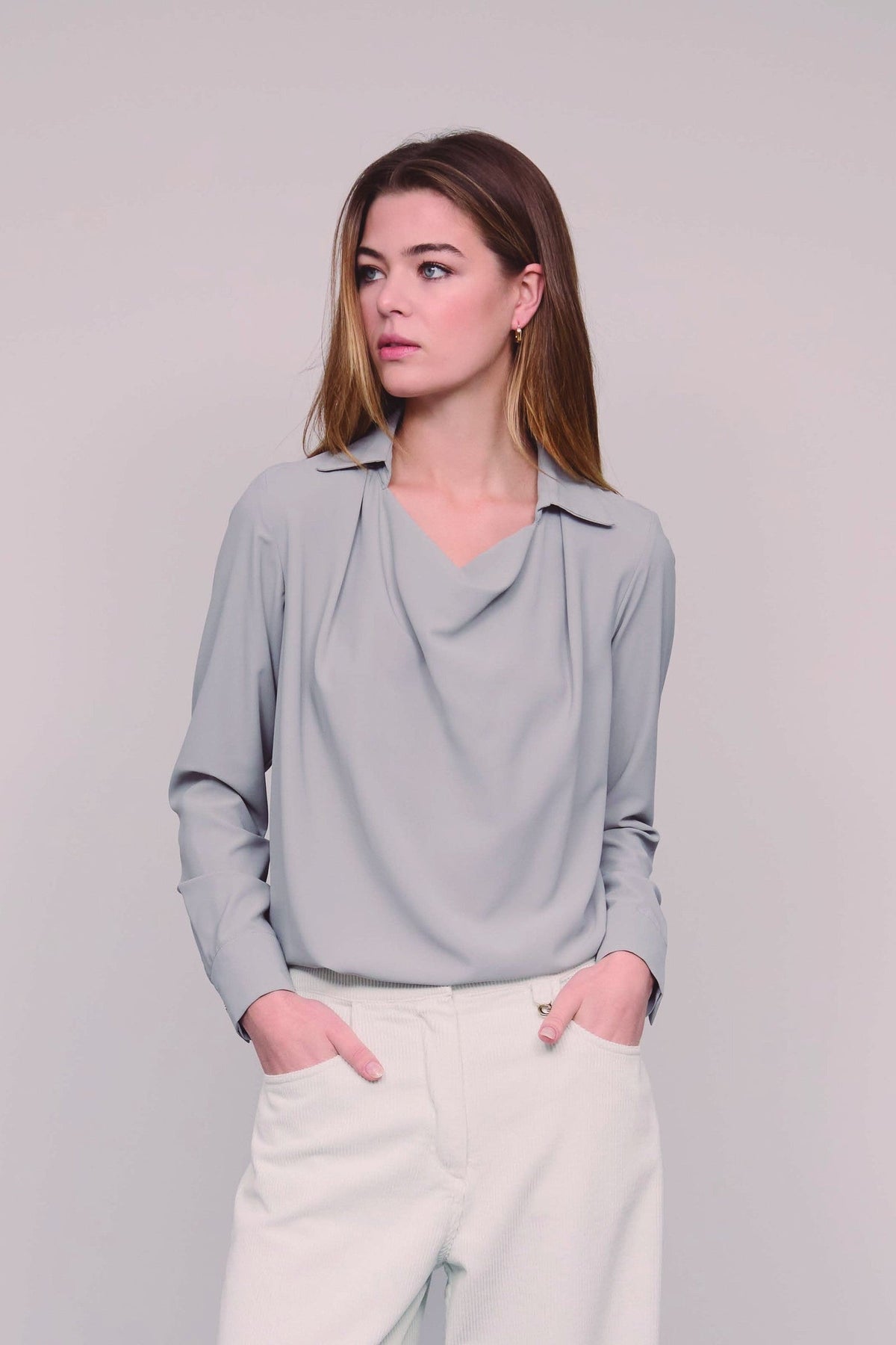 Blusa Decote Drapeado — Cinza