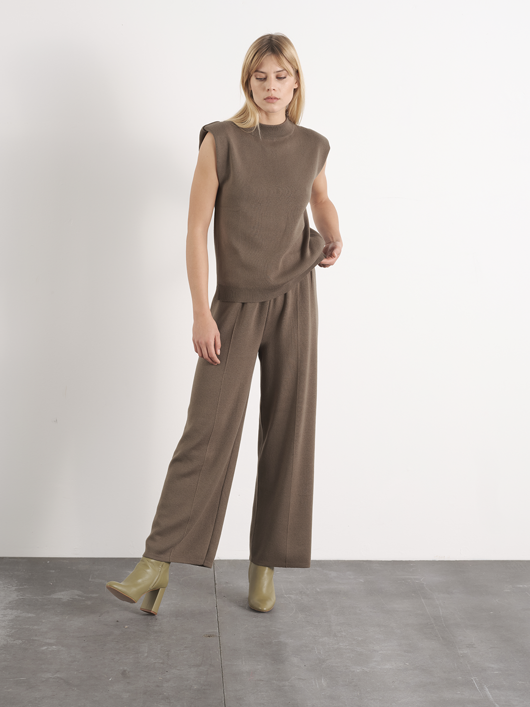 Camisola Com Ombreiras | GUIMANOS
