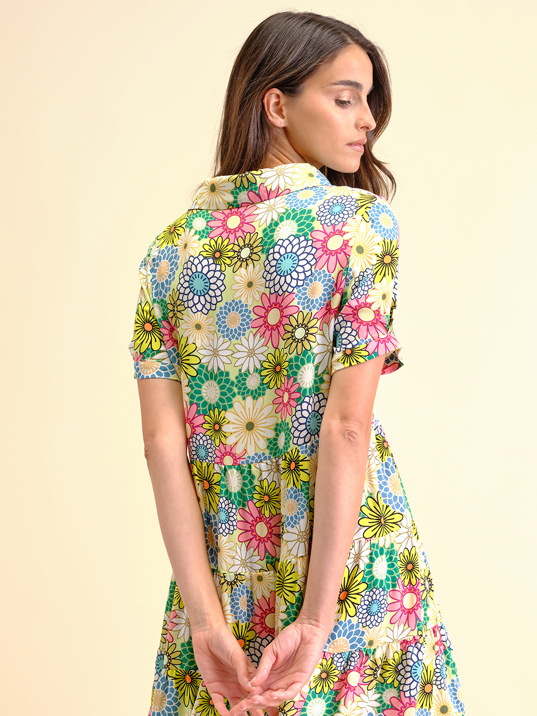 Vestido Curto Estampado Flores | GUIMANOS – vista 3
