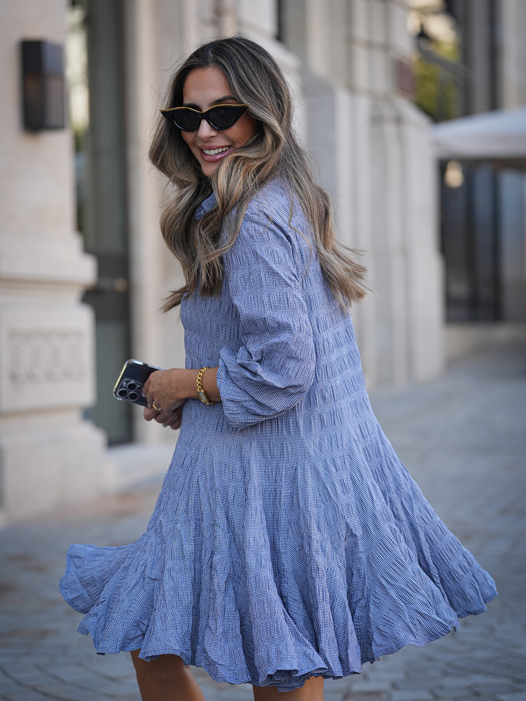 Vestido Curto Relevo | GUIMANOS – vista 2