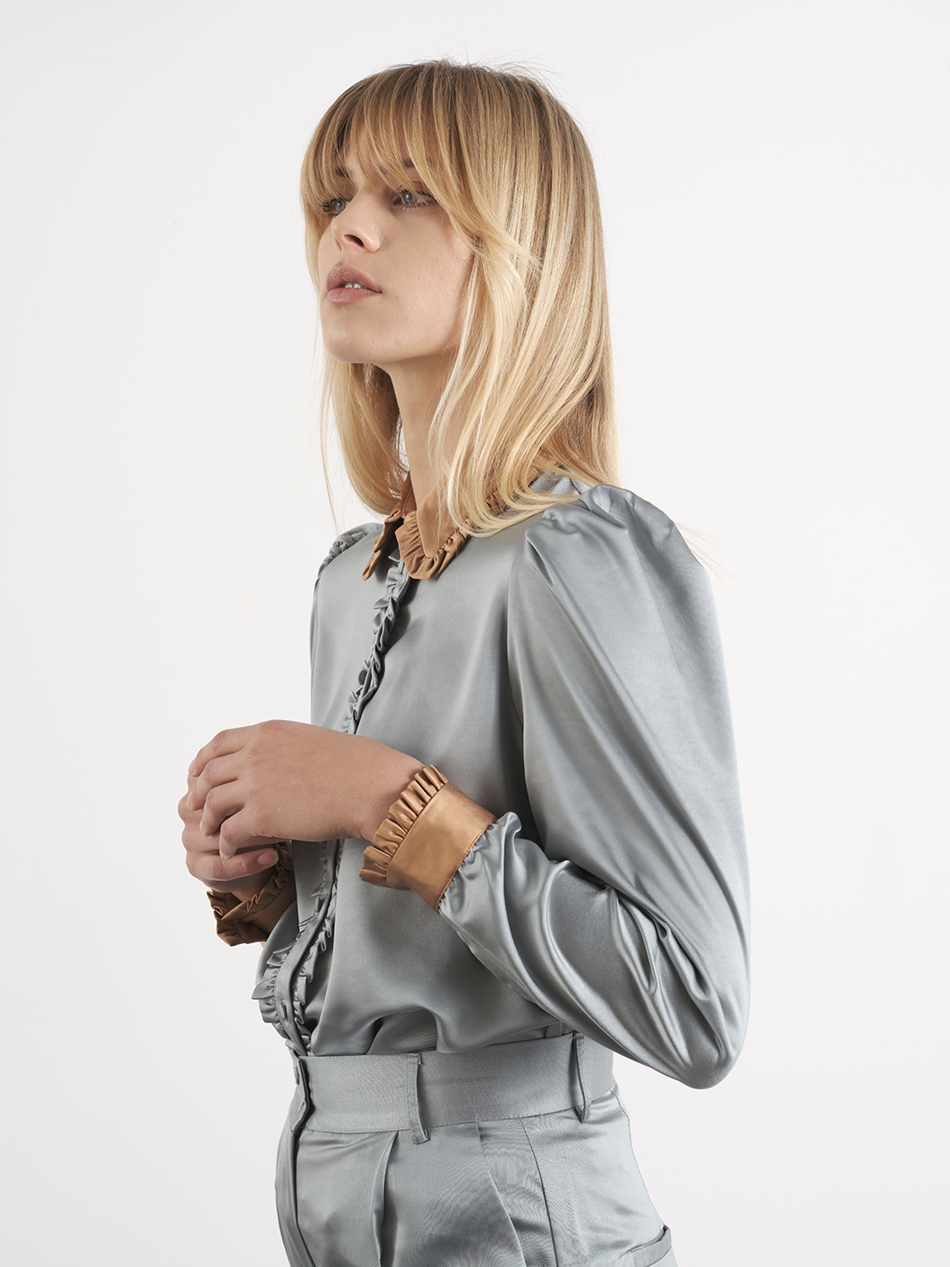 Blusa Detalhada 2 Cores | GUIMANOS – vista 3