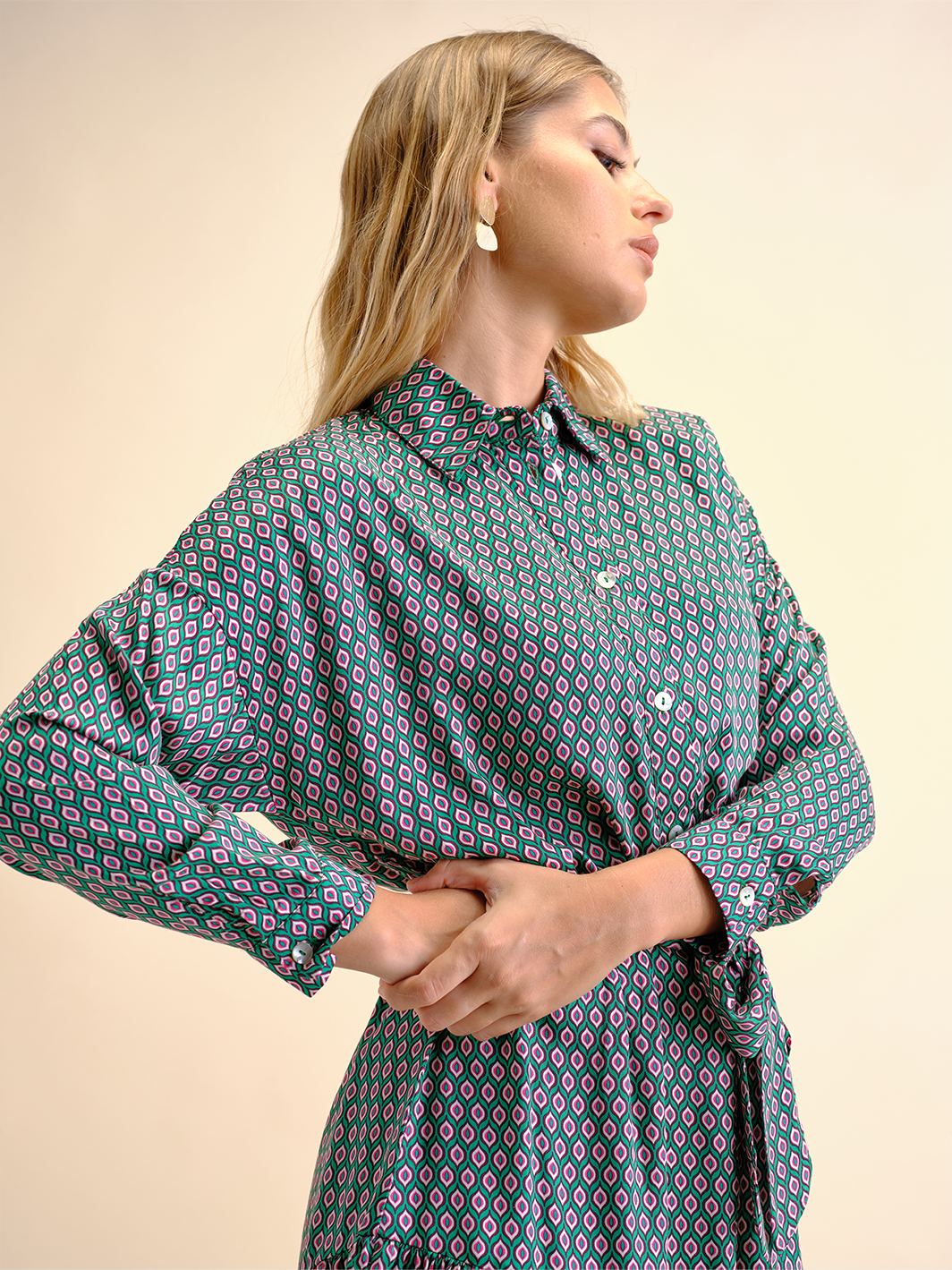 Vestido Camiseiro Com Cinto | GUIMANOS – vista 2
