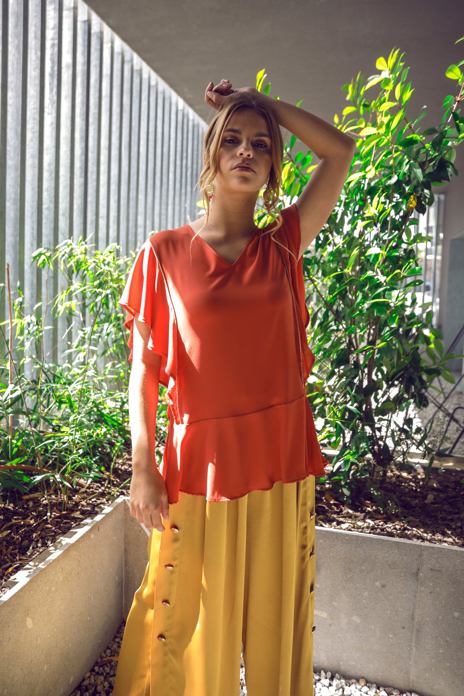 Blusa com Folhos e Vivo - guimanos-store